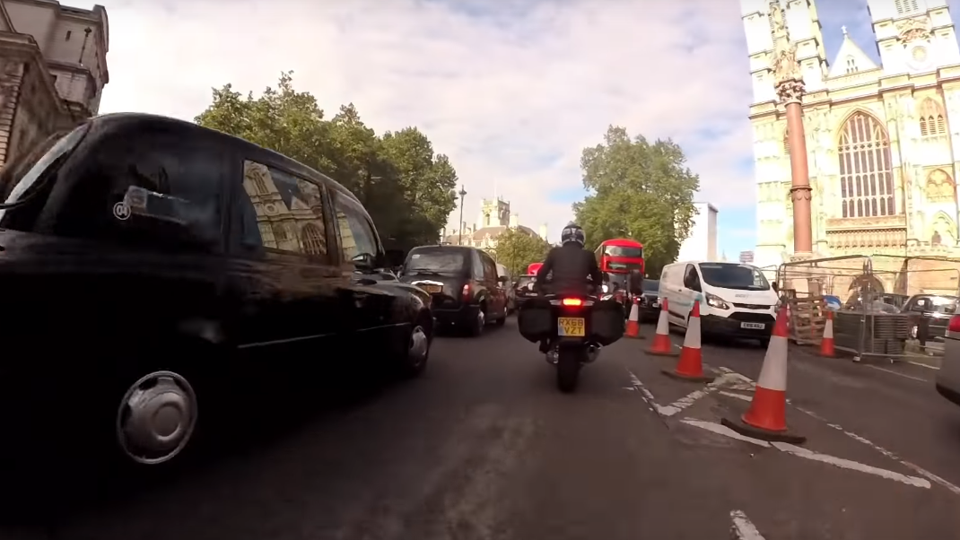 London BMW R1250 RT